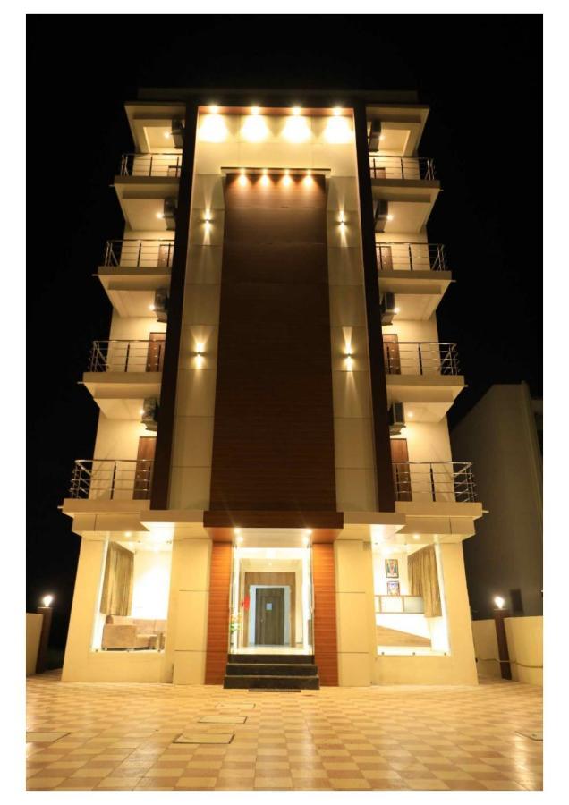 Hotel Scintilla Somnath Exterior photo